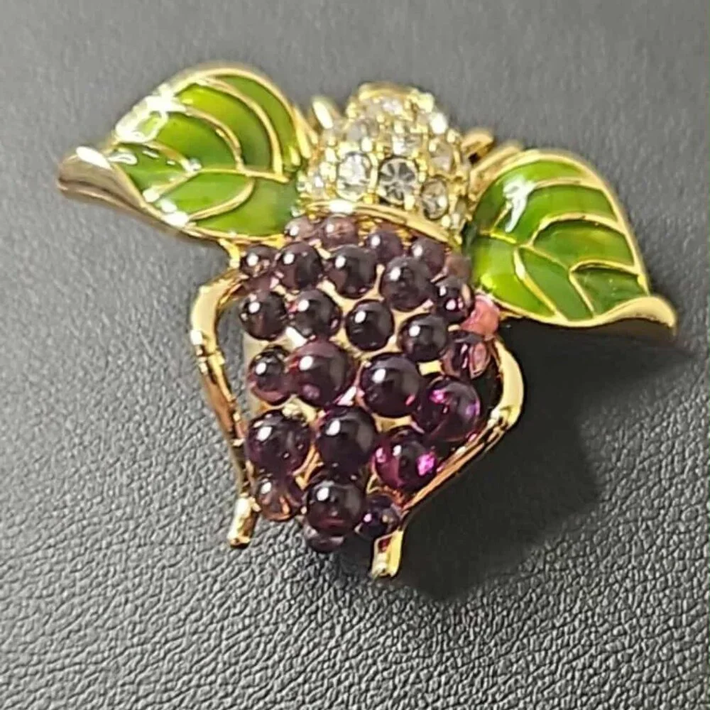 Joan Rivers "Grape Cluster" bumble bee - Picture 3 of 4